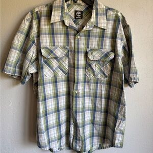 Men’s L Green Plaid Timberland Short Sleeve Casual Button Up Shirt
